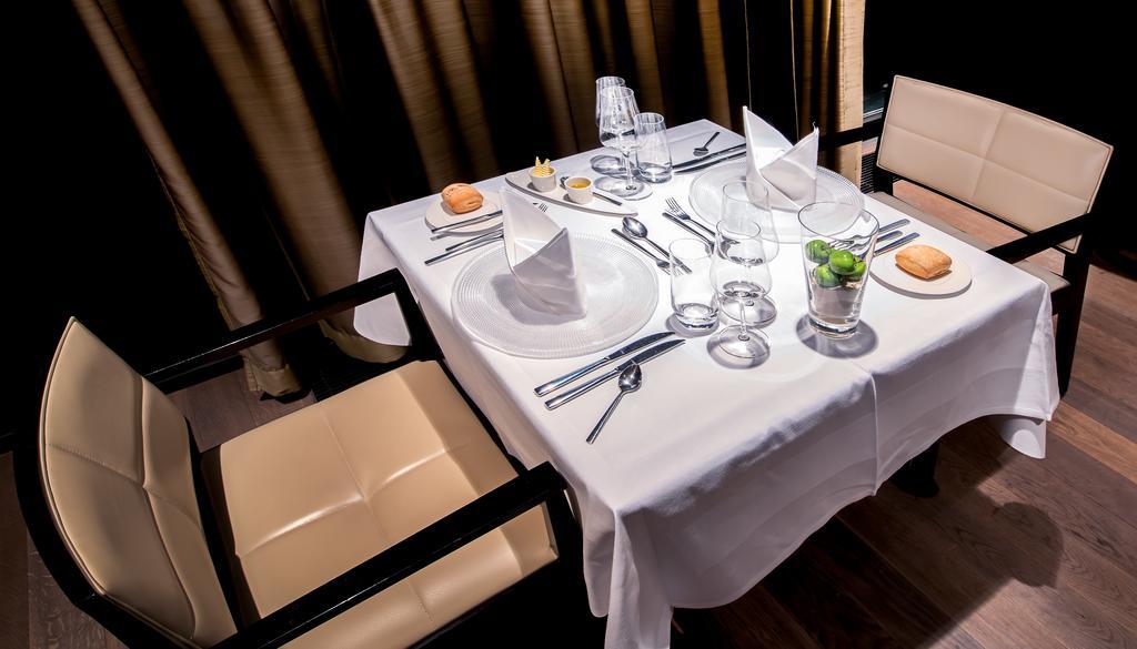 Small Luxury Hotel Wellnesshotel Golfpanorama 리퍼스빌 외부 사진
