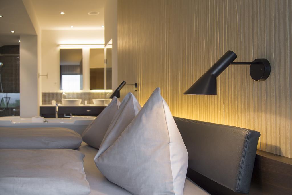 Small Luxury Hotel Wellnesshotel Golfpanorama 리퍼스빌 외부 사진
